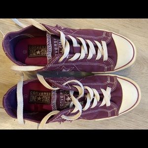 COPY - Converse One Star, Size 7